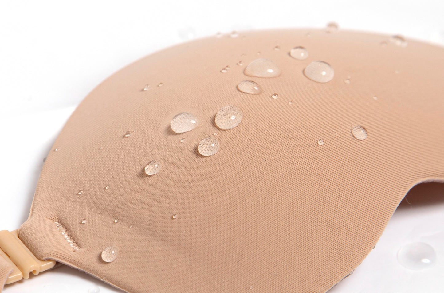 ウォータープルーフヌードブラ